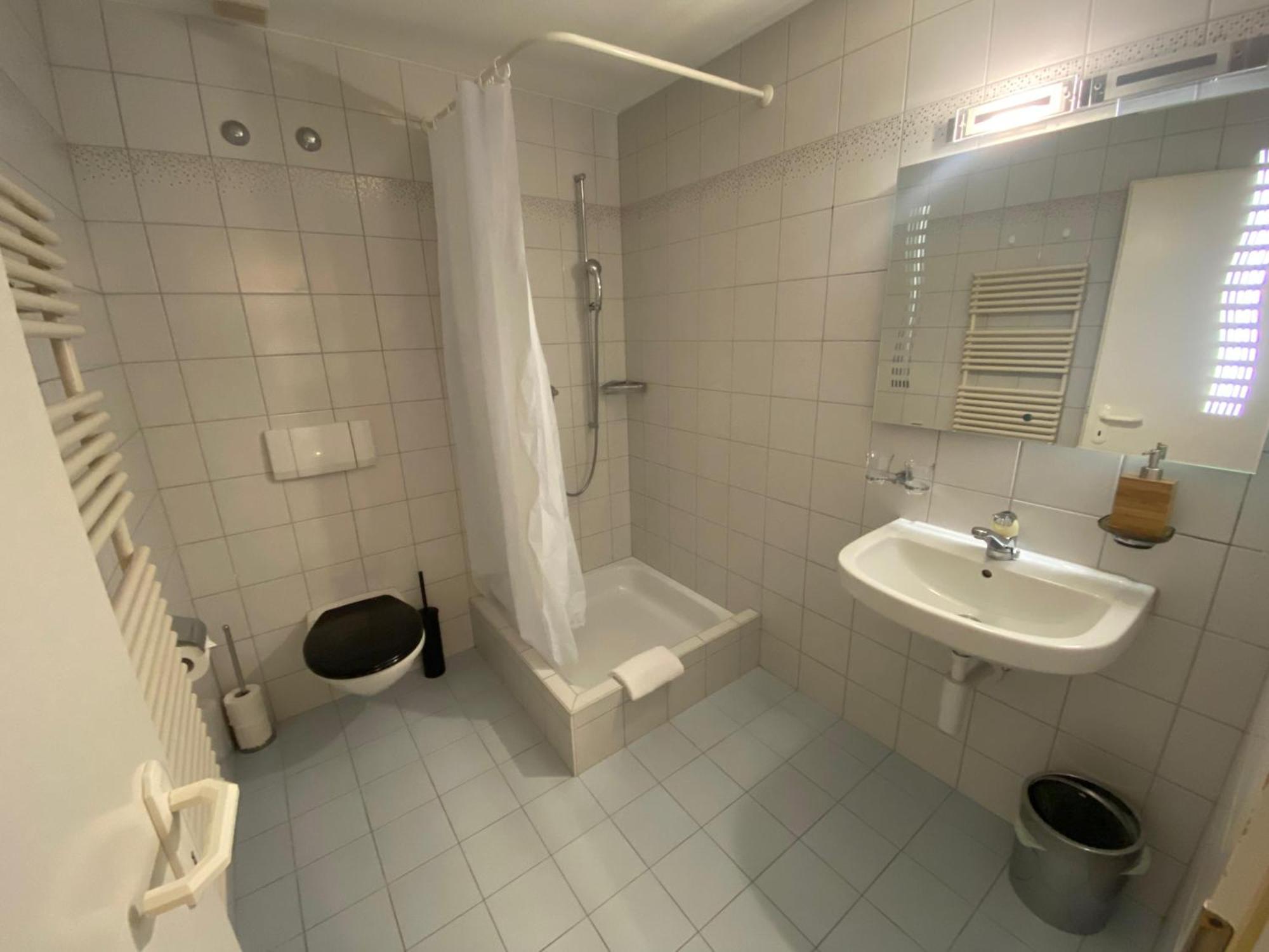 Kursaal Arosa - Adults Only Hostel Exterior photo
